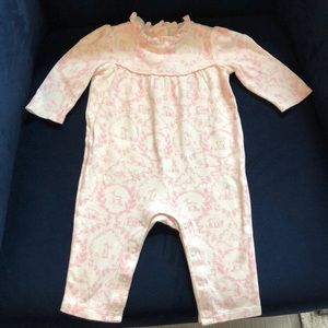 EUC Janie & Jack ruffle neck toile onesie 3-6 mos